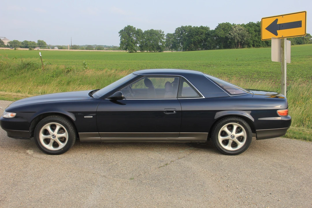 1991 Mazda JC Cosmo - Image 22 of 31