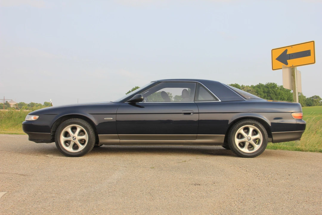 1991 Mazda JC Cosmo - Image 17 of 31
