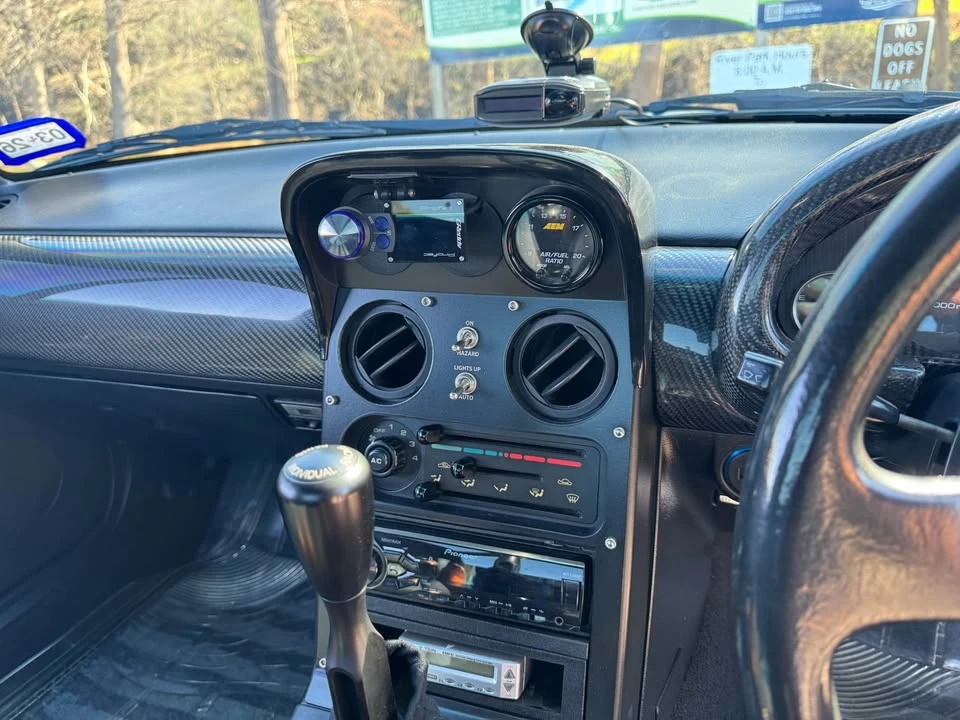 1991 Mazda NA MX-5 Miata - Image 6 of 19