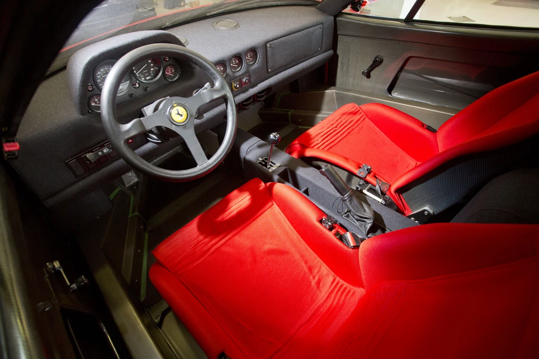 1991 Ferrari F40 - Image 29 of 31