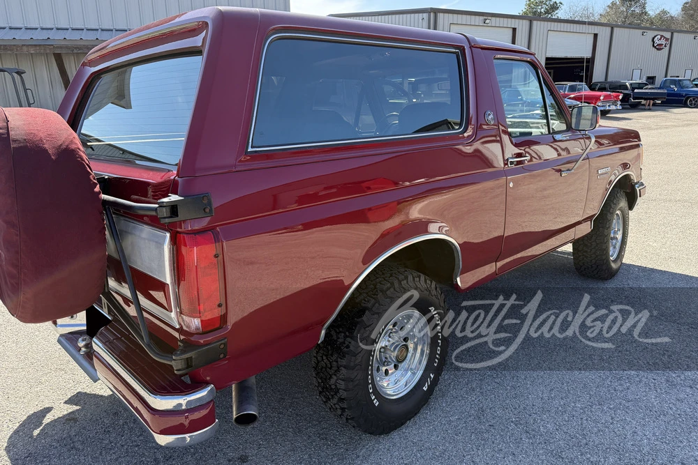 1991 Ford Bronco 4th Gen - Image 2 of 16