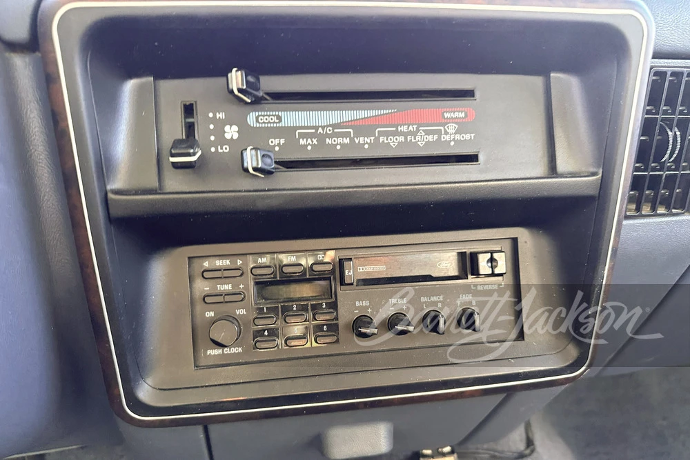 1991 Ford Bronco 4th Gen - Image 4 of 14