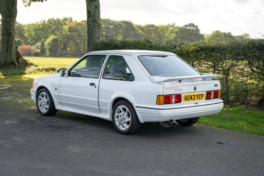 1991 Ford Escort - Image 8 of 31