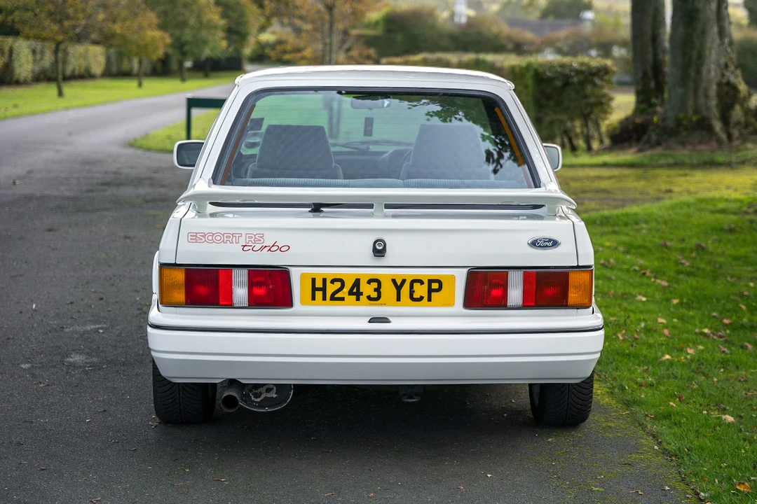 1991 Ford Escort - Image 7 of 31