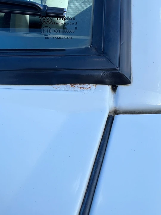 1991 Ford Escort - Image 21 of 31