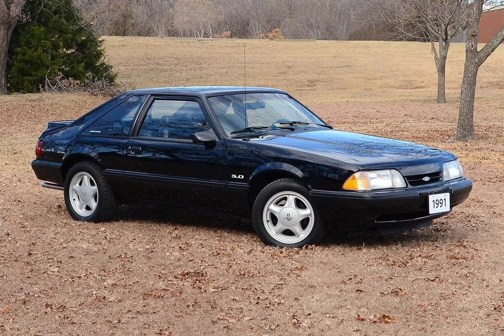1991 Ford Mustang 3rd Gen - Image 2 of 5