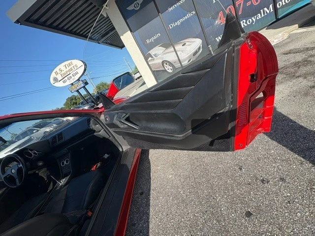 1991 Ferrari 348 - Image 17 of 31