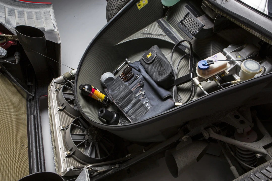 1991 Ferrari F40 - Image 18 of 23