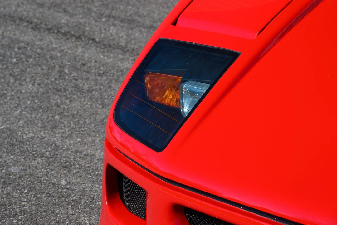 1991 Ferrari F40 - Image 12 of 31