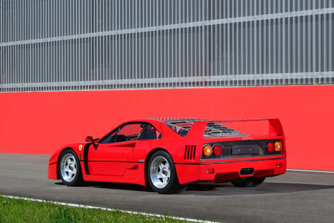 1991 Ferrari F40 - Image 17 of 31