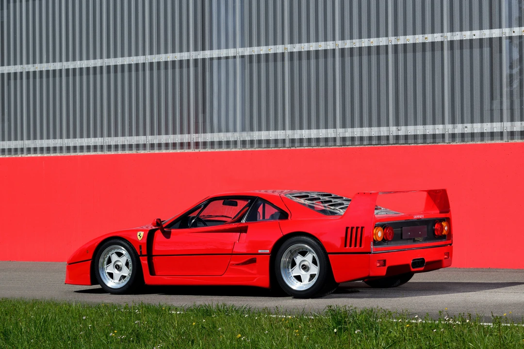1991 Ferrari F40 - Image 18 of 31