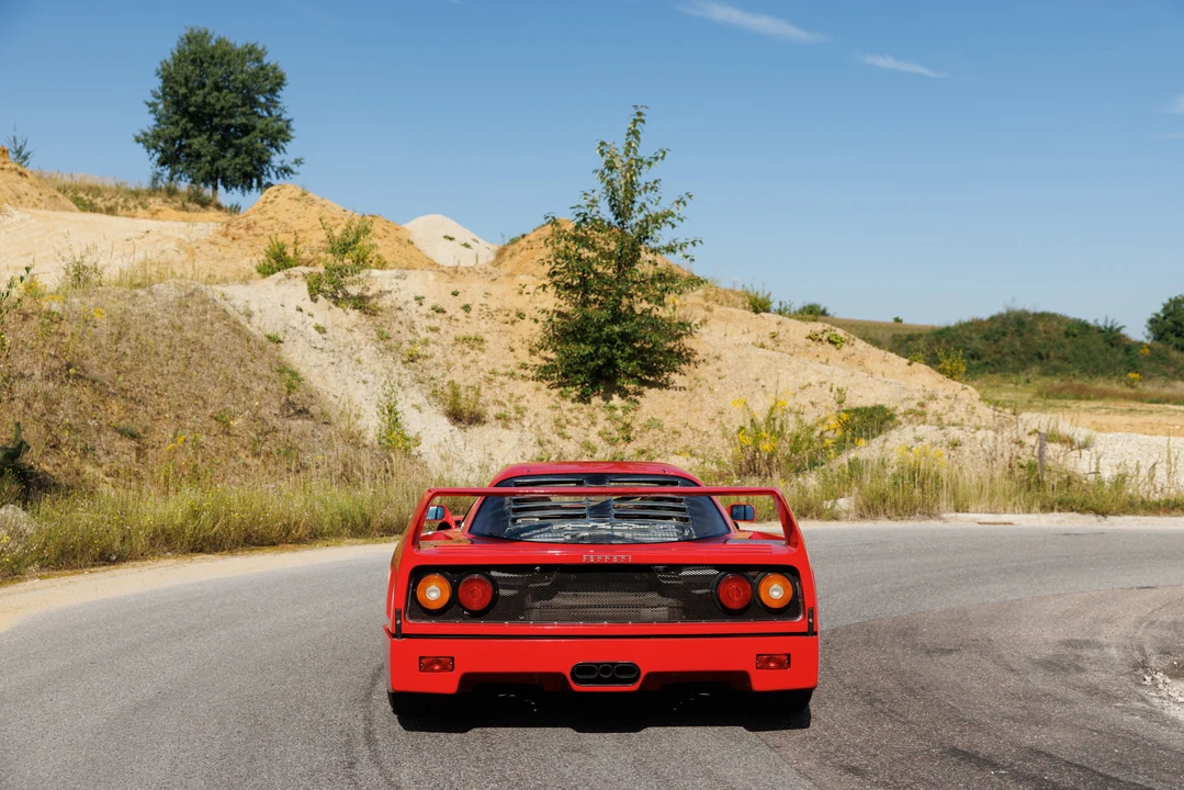 1991 Ferrari F40 - Image 7 of 31