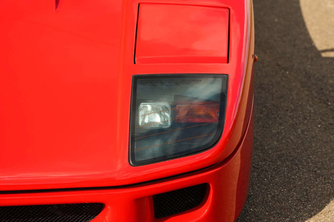 1991 Ferrari F40 - Image 25 of 31