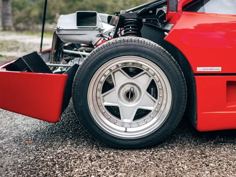 1991 Ferrari F40 - Image 29 of 31