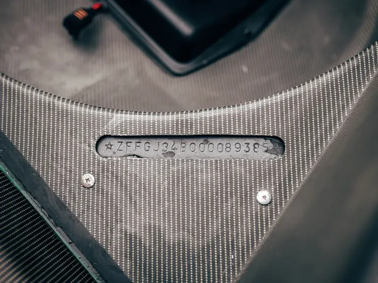 1991 Ferrari F40 - Image 18 of 31