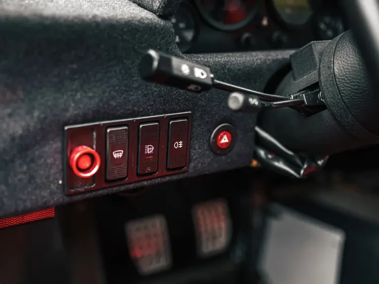1991 Ferrari F40 - Image 19 of 31