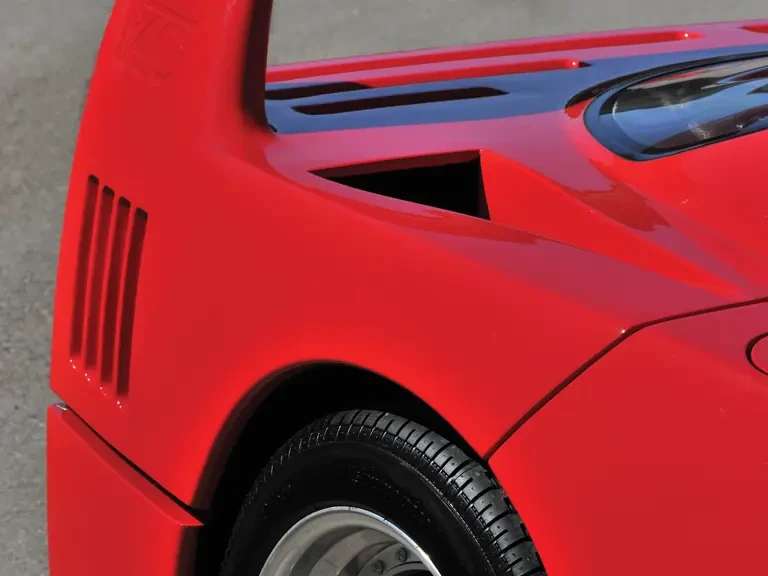 1991 Ferrari F40 - Image 10 of 24