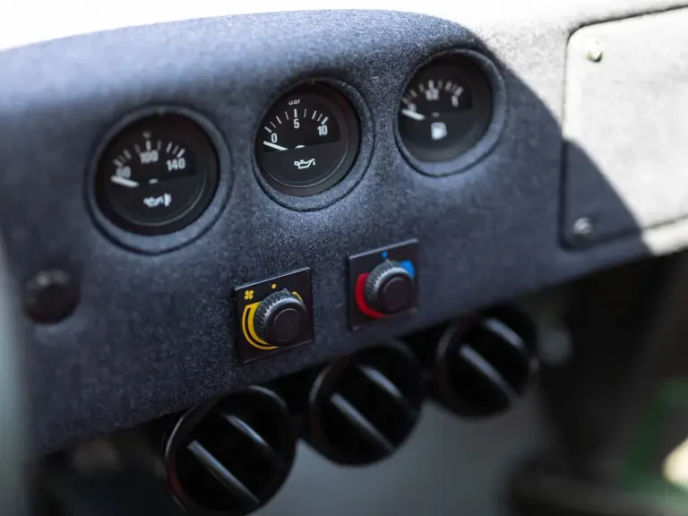 1991 Ferrari F40 - Image 22 of 31