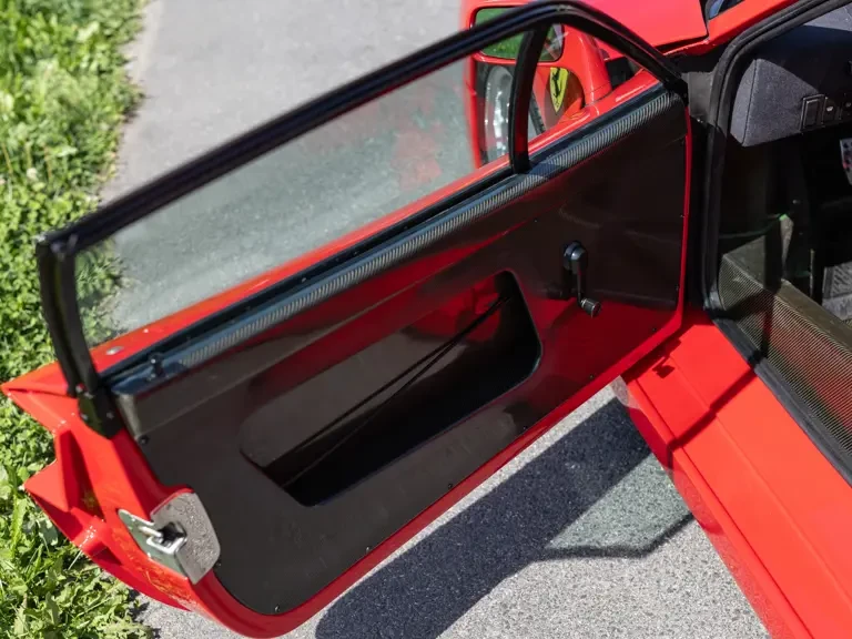 1991 Ferrari F40 - Image 17 of 31