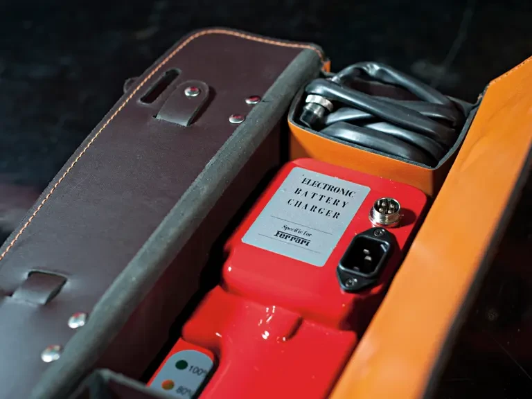 1991 Ferrari F40 - Image 25 of 27