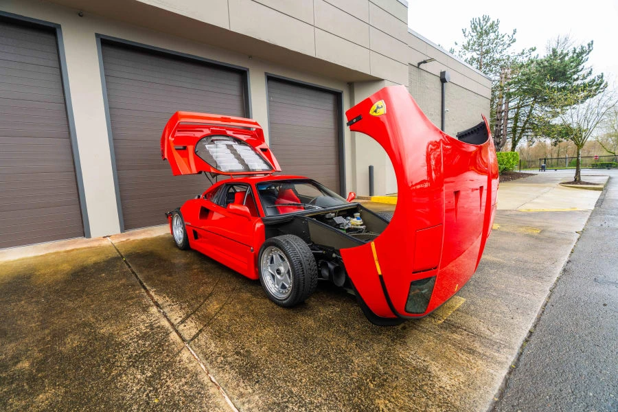 1991 Ferrari F40 - Image 30 of 31