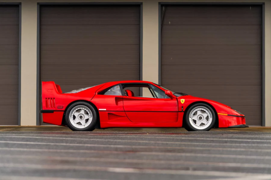 1991 Ferrari F40 - Image 2 of 31