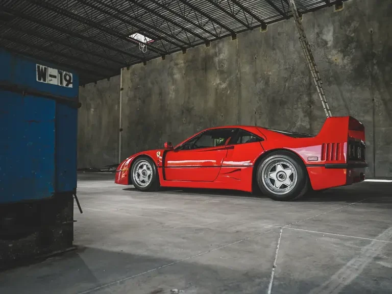 1991 Ferrari F40 - Image 9 of 31