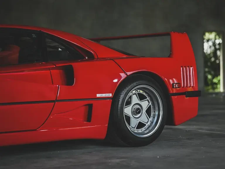 1991 Ferrari F40 - Image 17 of 31