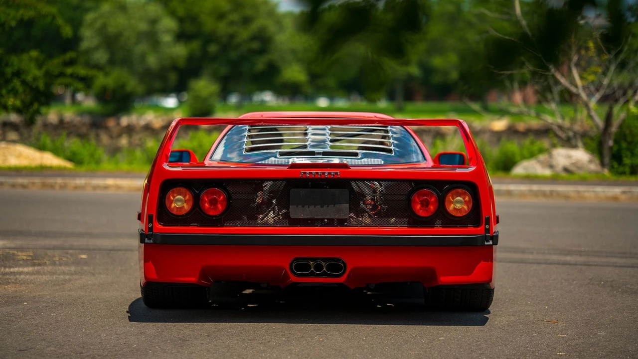 1991 Ferrari F40 - Image 25 of 31