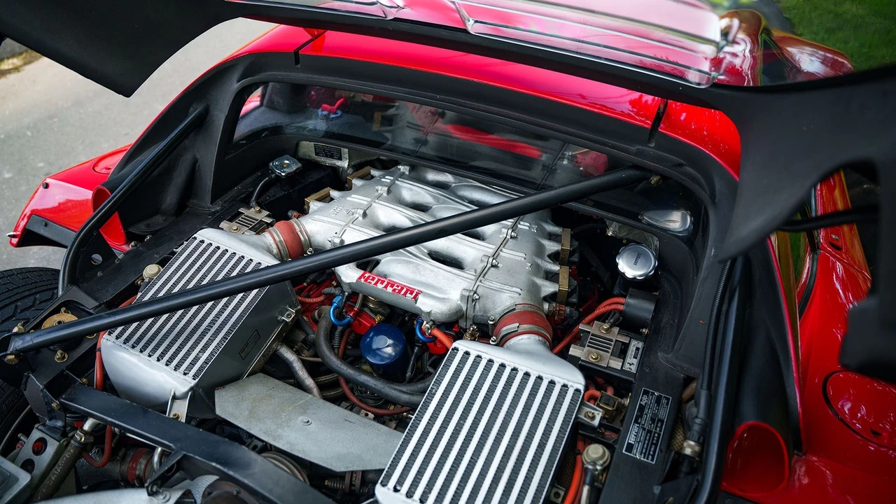 1991 Ferrari F40 - Image 10 of 31