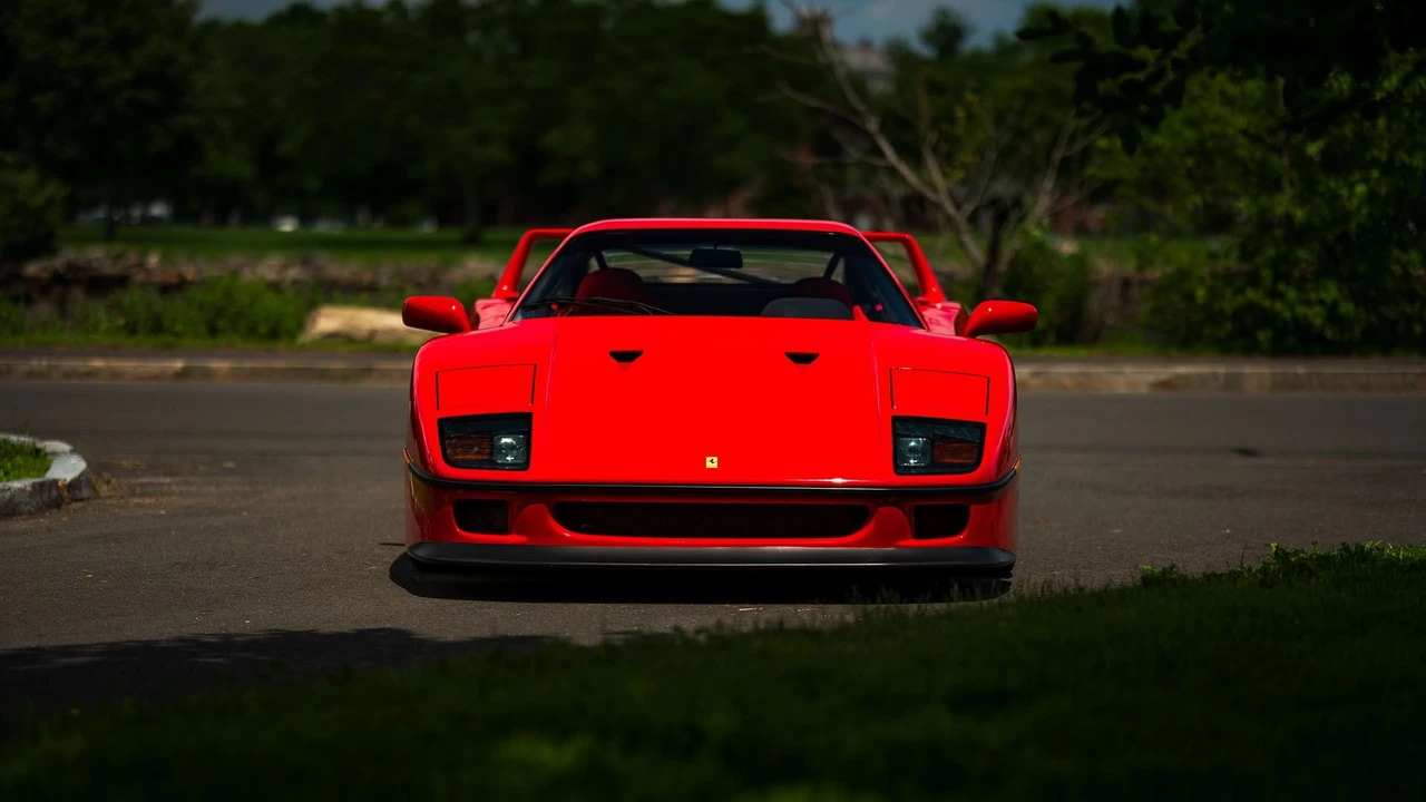 1991 Ferrari F40 - Image 2 of 31