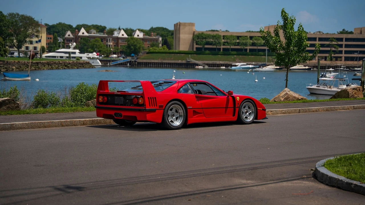 1991 Ferrari F40 - Image 19 of 31