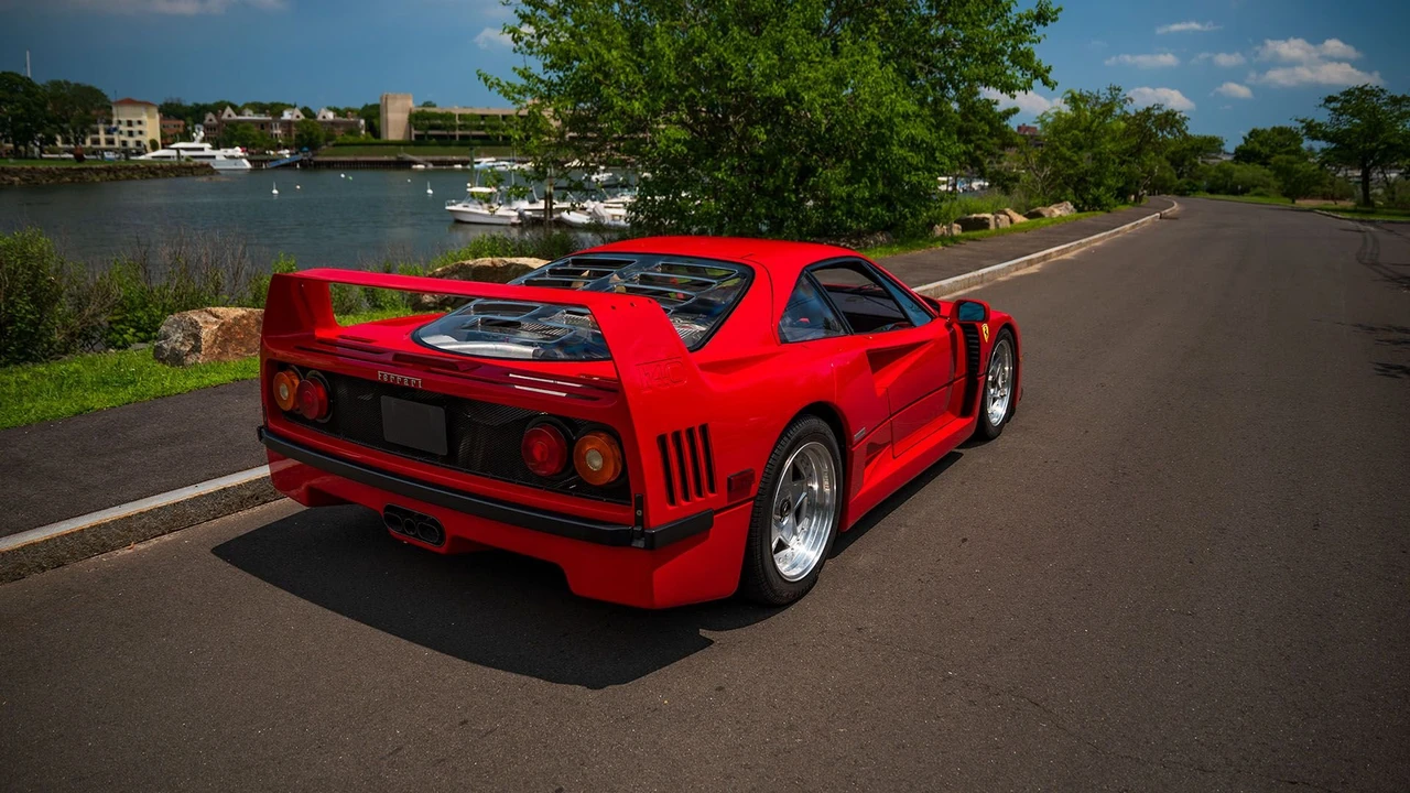 1991 Ferrari F40 - Image 21 of 31