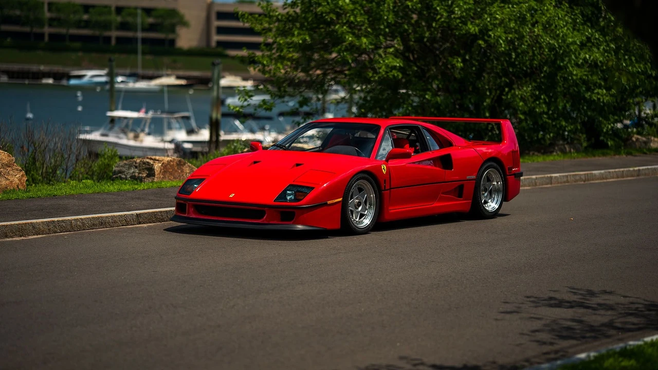 1991 Ferrari F40 - Image 8 of 31