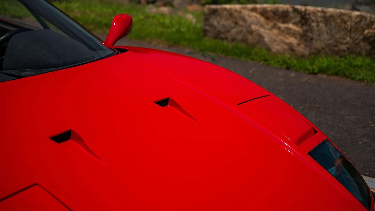 1991 Ferrari F40 - Image 30 of 31