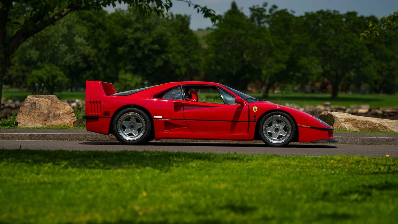 1991 Ferrari F40 - Image 7 of 31