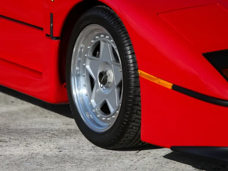 1991 Ferrari F40 - Image 28 of 31