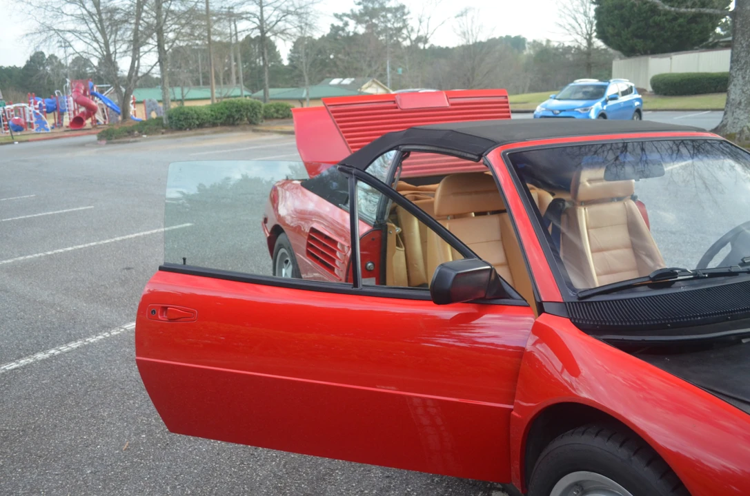 1991 Ferrari Mondial t - Image 28 of 31