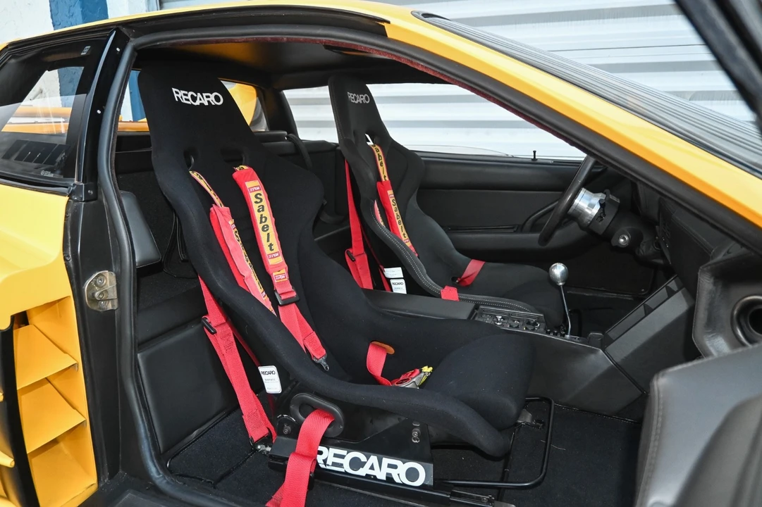 1991 Ferrari Testarossa - Image 15 of 31