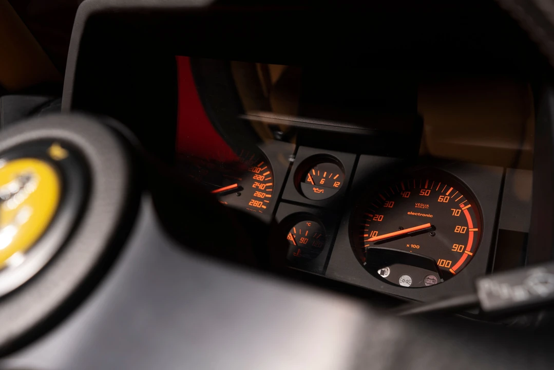 1991 Ferrari Testarossa - Image 27 of 31