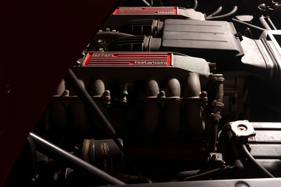 1991 Ferrari Testarossa - Image 14 of 31