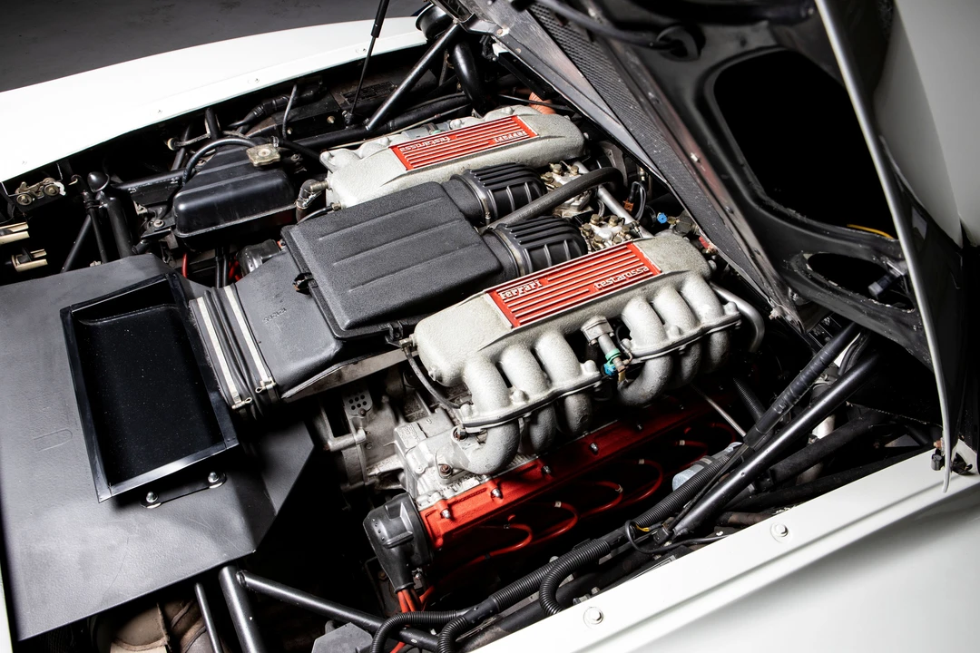 1991 Ferrari Testarossa - Image 14 of 31