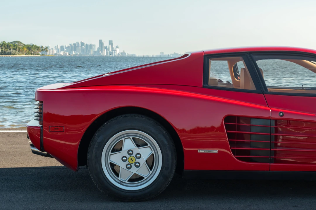 1991 Ferrari Testarossa - Image 11 of 31