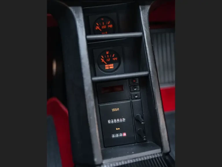 1991 Ferrari Testarossa - Image 14 of 31