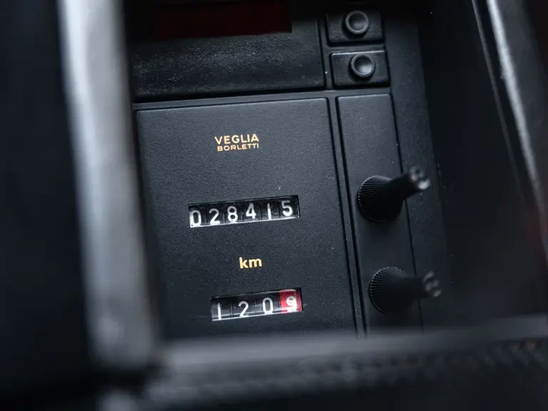 1991 Ferrari Testarossa - Image 15 of 31