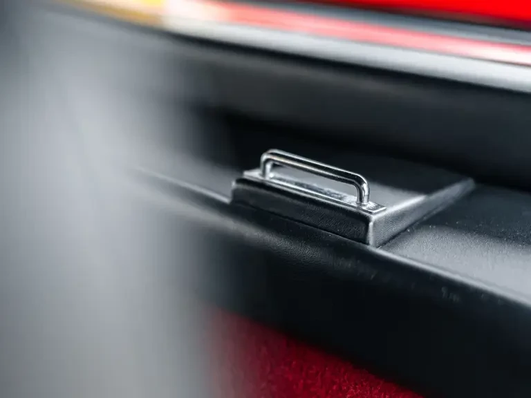 1991 Ferrari Testarossa - Image 27 of 31