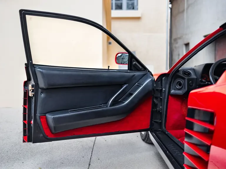1991 Ferrari Testarossa - Image 25 of 31