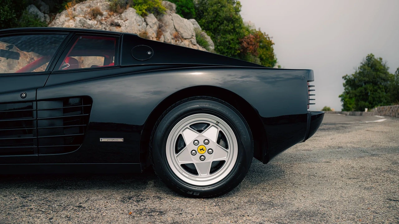 1991 Ferrari Testarossa - Image 16 of 31