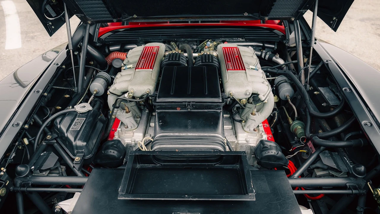 1991 Ferrari Testarossa - Image 10 of 31