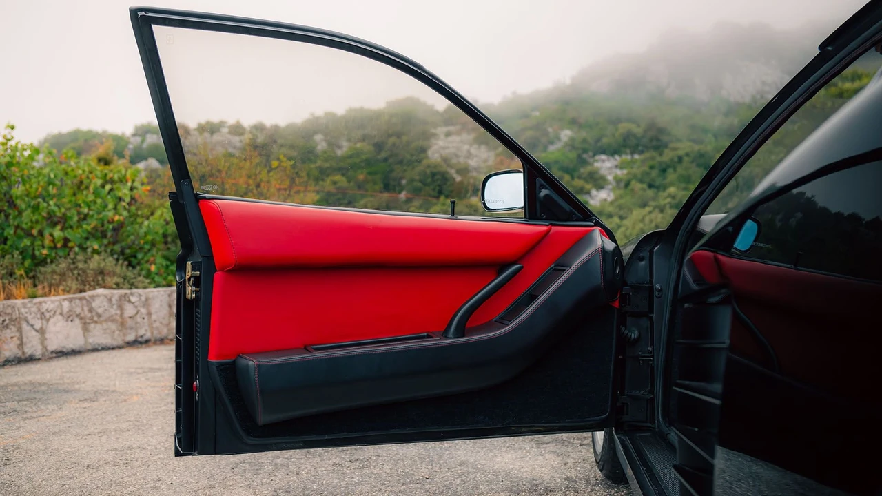 1991 Ferrari Testarossa - Image 22 of 31